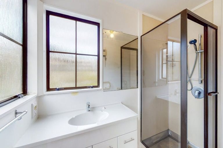 Photo of property in 45 Burbank Crescent, Churton Park, Wellington, 6037