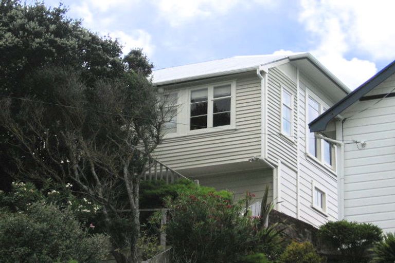 Photo of property in 3 Don Street, Island Bay, Wellington, 6023