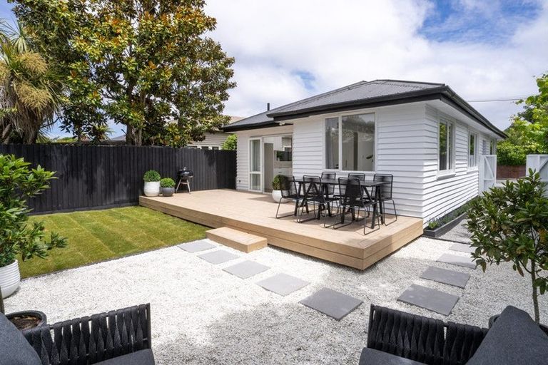 Photo of property in 18 Dover Street, St Albans, Christchurch, 8014