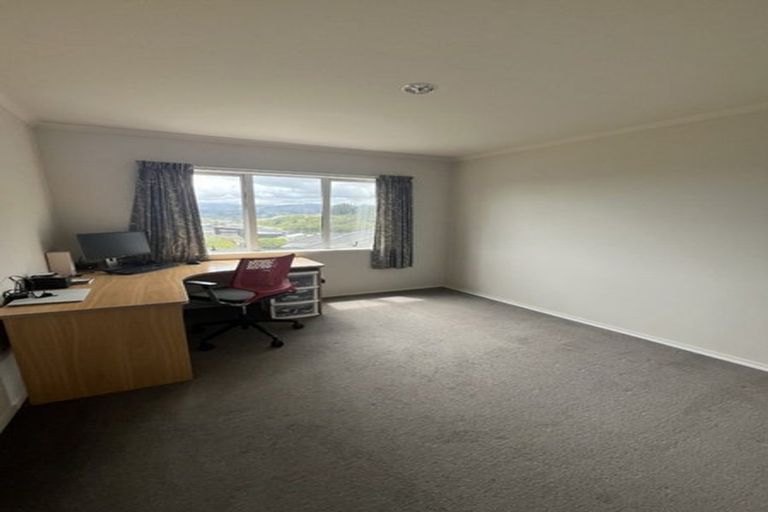 Photo of property in 150 Navigation Drive, Whitby, Porirua, 5024