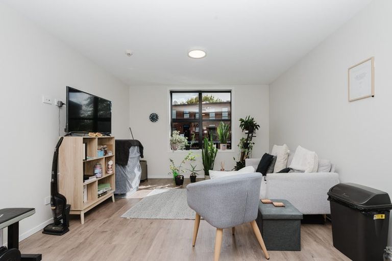 Photo of property in 104/4 Village Quarter Lane, Frankton, Hamilton, 3204