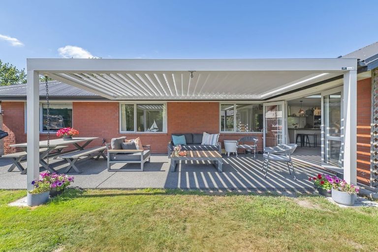 Photo of property in 12 Oak Tree Lane, Rolleston, 7614