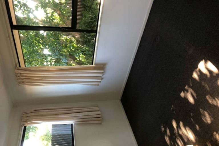Photo of property in 12 Albert Street, Pukekohe, 2120