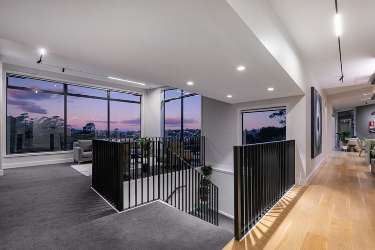 Photo of property in 351 Upper Harbour Drive, Greenhithe, Auckland, 0632