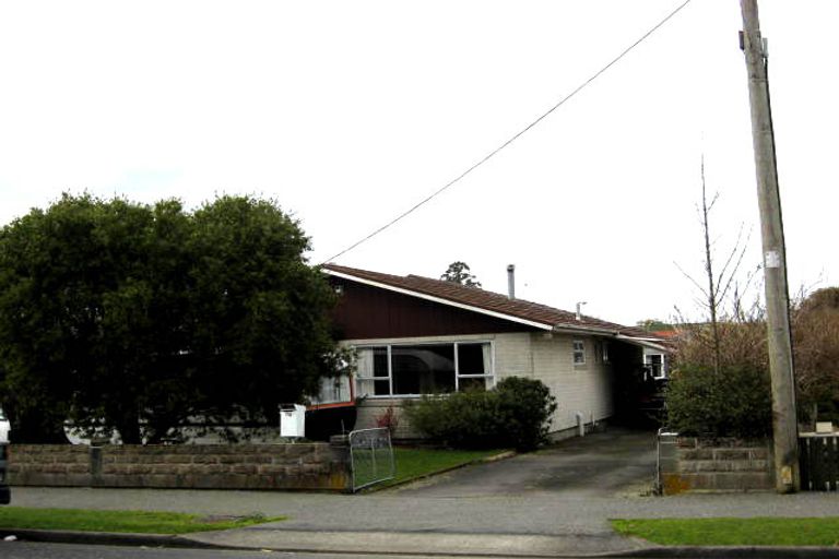 Photo of property in 40 Vivian Street, Solway, Masterton, 5810