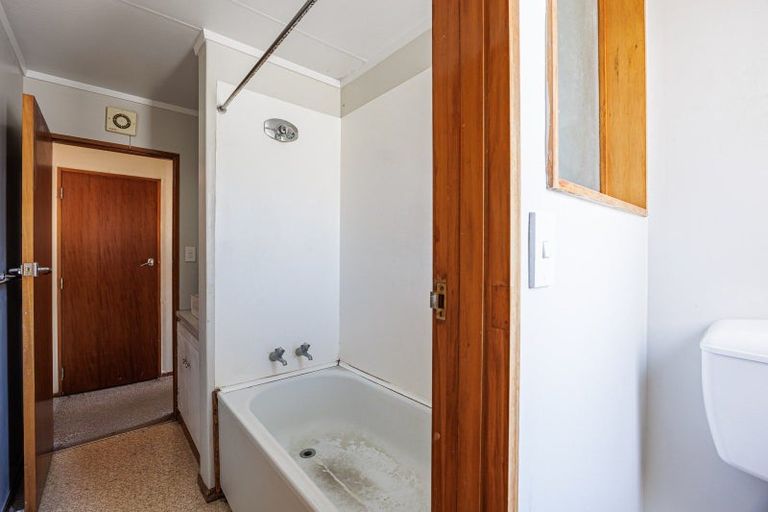 Photo of property in 1/702 Grays Road, Mahora, Hastings, 4120