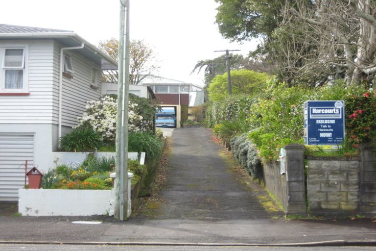 Photo of property in 221 Tukapa Street, Westown, New Plymouth, 4310