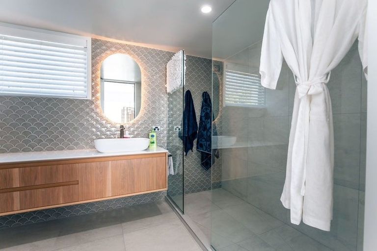 Photo of property in 76a Glandovey Road, Fendalton, Christchurch, 8052