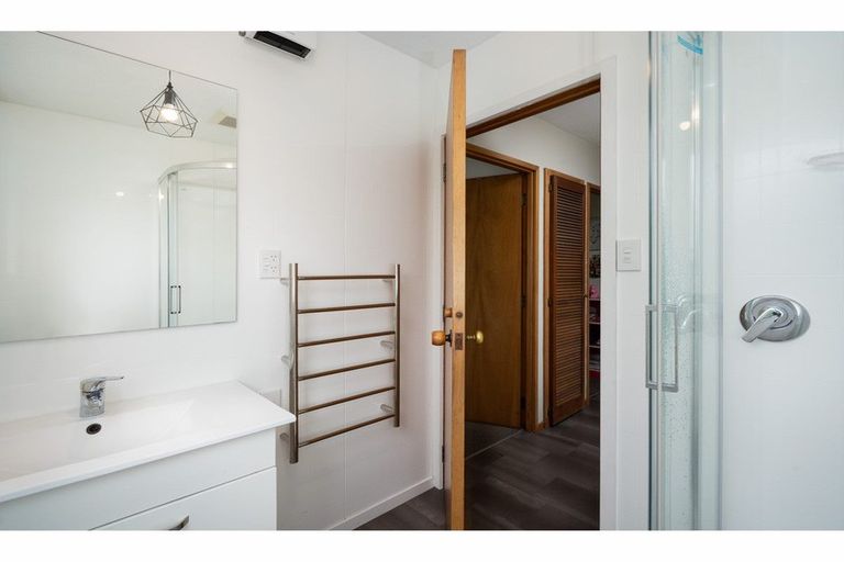 Photo of property in 12a Koromiko Street, Saint Martins, Christchurch, 8022