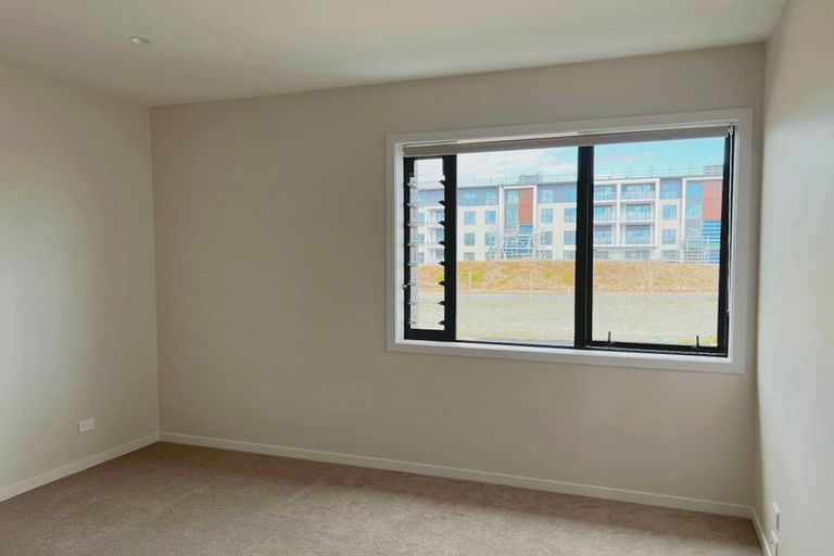 Photo of property in 7 Percy Neils Road, Hobsonville, Auckland, 0616