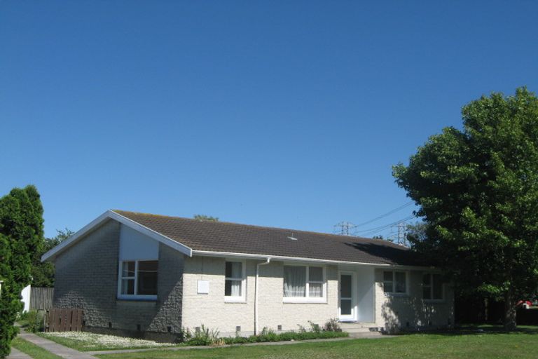 Photo of property in 10 Pensacola Crescent, Broomfield, Christchurch, 8042