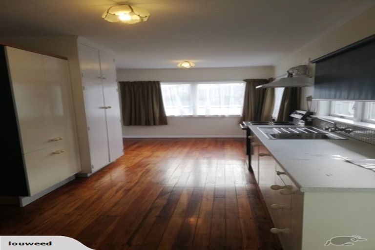 Photo of property in 10a Howard Road, Taradale, Napier, 4112