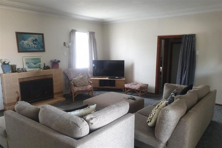 Photo of property in 47b Churchill Avenue, Manurewa, Auckland, 2102