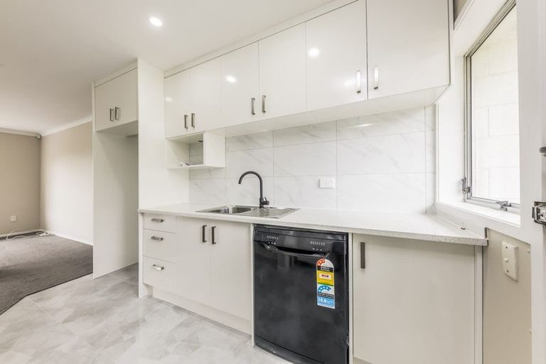 Photo of property in 28d James Road, Manurewa, Auckland, 2102