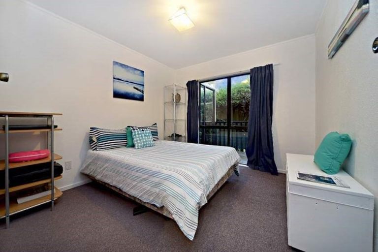 Photo of property in 39 Lastel Place, Shelly Park, Auckland, 2014
