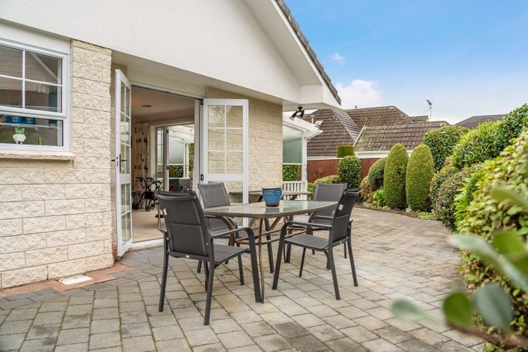 Photo of property in 19 Comeskey Grove, Elderslea, Upper Hutt, 5018