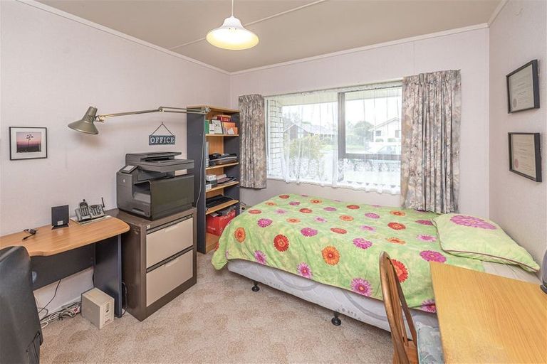 Photo of property in 2 Ash Place, Aramoho, Whanganui, 4500