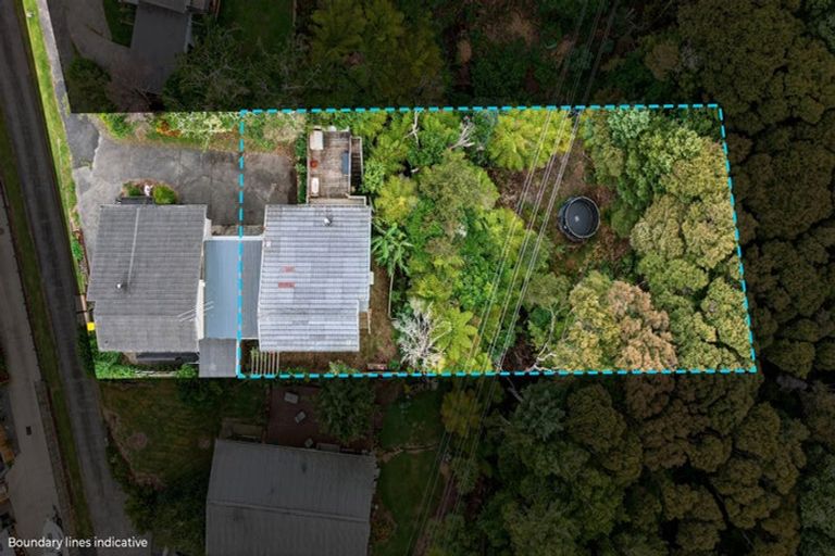 Photo of property in 2/39 Brunton Place, Glenfield, Auckland, 0629