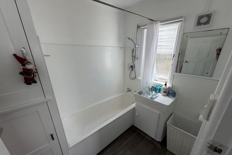 Photo of property in 21a Ninth Avenue, Tauranga, 3110