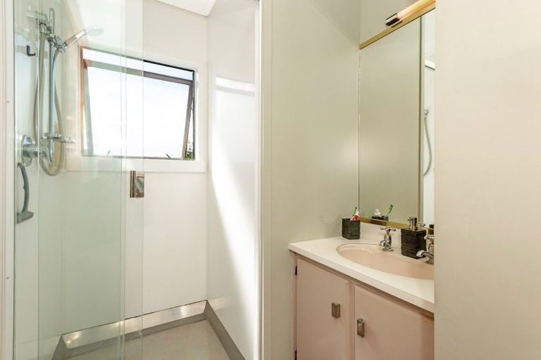 Photo of property in 11 Oak Street, Mangapapa, Gisborne, 4010