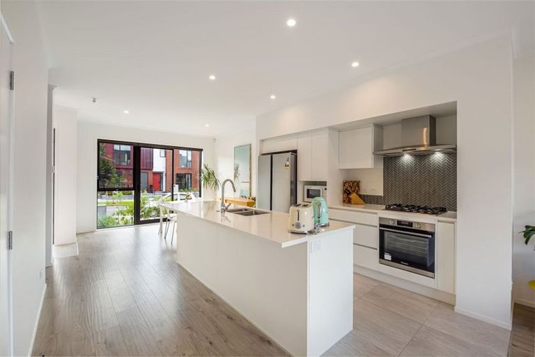 Photo of property in 78 Nugget Avenue, Hobsonville, Auckland, 0616