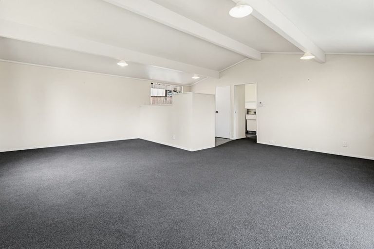 Photo of property in 2 Baycroft Avenue, Parkvale, Tauranga, 3112