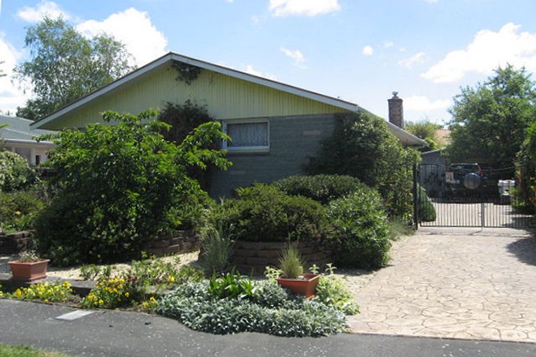 Photo of property in 8 Opal Place, Casebrook, Christchurch, 8051