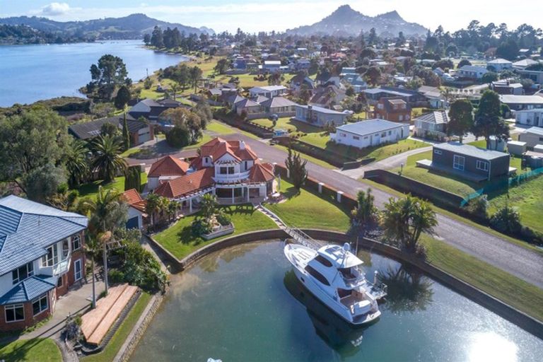 Photo of property in 601 Waterways Parade, Pauanui, Hikuai, 3579