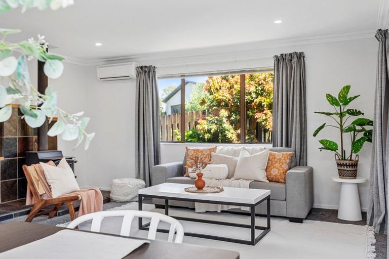 Photo of property in 13 Tupaea Place, Otumoetai, Tauranga, 3110