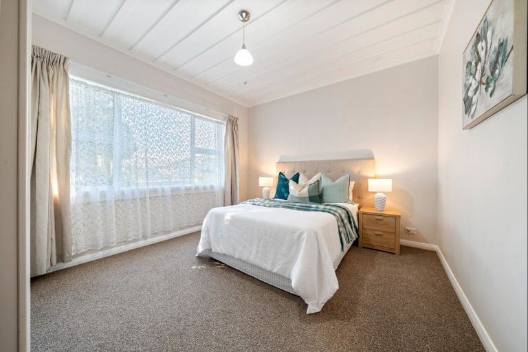 Photo of property in 44 Fitzroy Road, Fitzroy, New Plymouth, 4312
