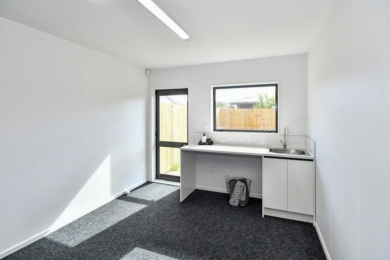 Photo of property in 6 Morewood Lane, Favona, Auckland, 2024