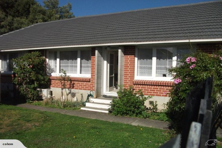 Photo of property in 530f1- Fergusson Drive, Trentham, Upper Hutt, 5018