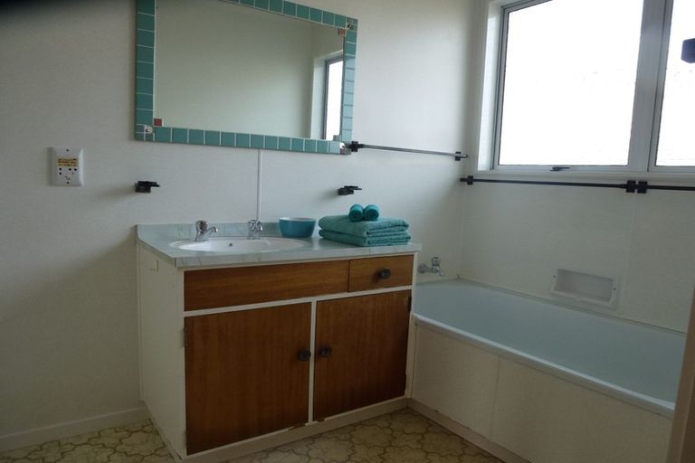 Photo of property in 8 Clotworthy Crescent, Onerahi, Whangarei, 0110