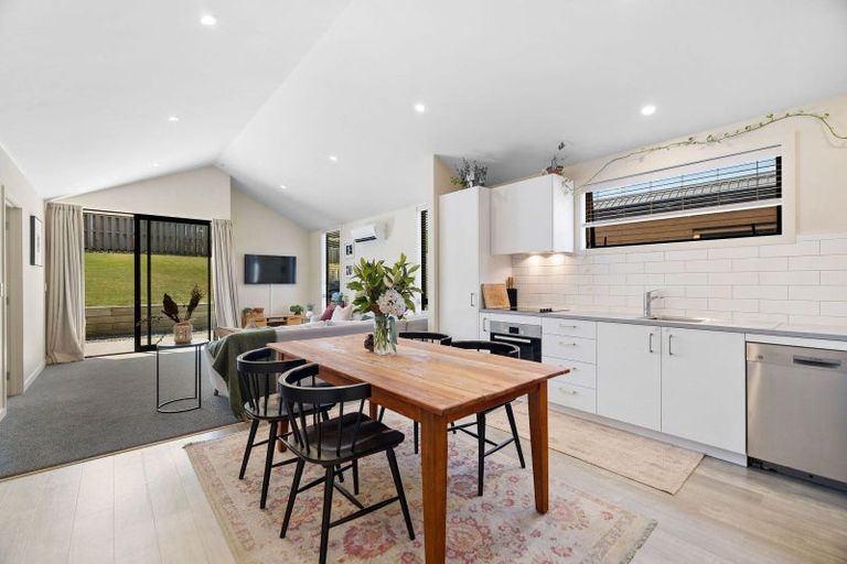 Photo of property in 9 Huxley Place, Lake Hayes, Queenstown, 9304