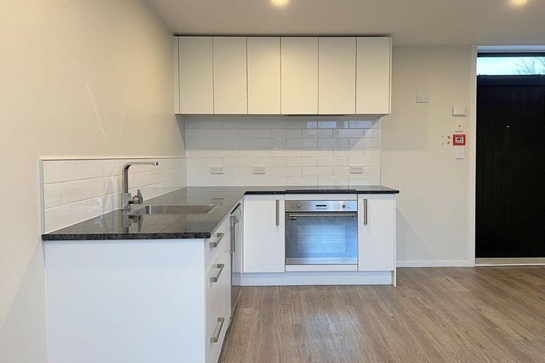 Photo of property in 105/2u Village Quarter Lane, Frankton, Hamilton, 3204