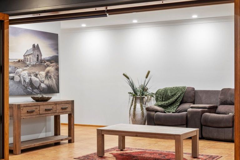 Photo of property in 50 Plateau Heights, Mount Maunganui, 3116