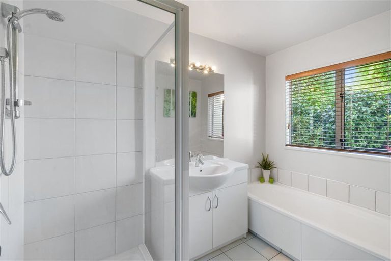 Photo of property in 239 Maidstone Road, Avonhead, Christchurch, 8042