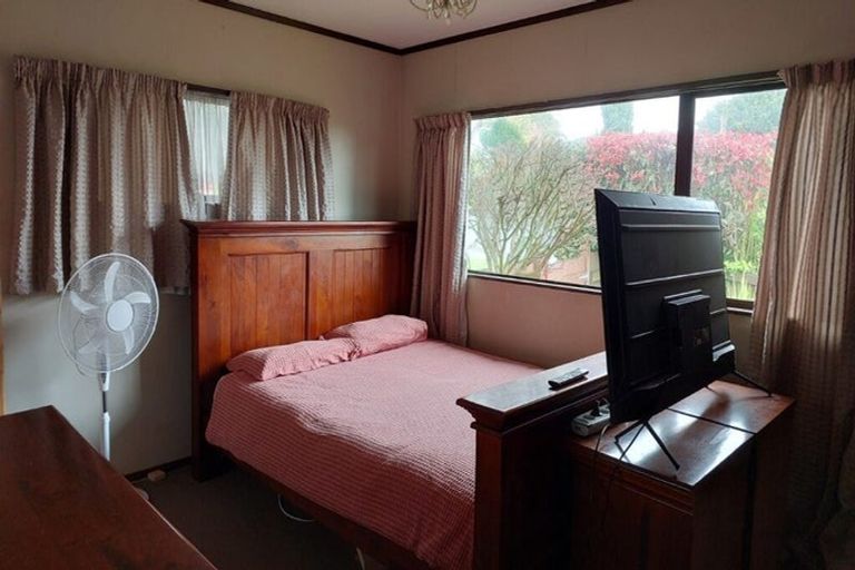 Photo of property in 33 Bellevue Road, Brookfield, Tauranga, 3110