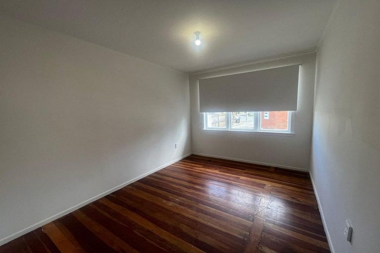 Photo of property in 92 Portage Road, New Lynn, Auckland, 0600