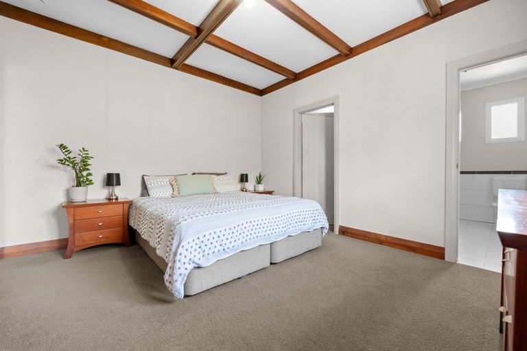 Photo of property in 42 Rifle Range Road, Dinsdale, Hamilton, 3204