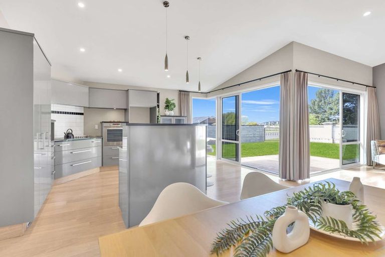Photo of property in 129 Victory Drive, Wharewaka, Taupo, 3330