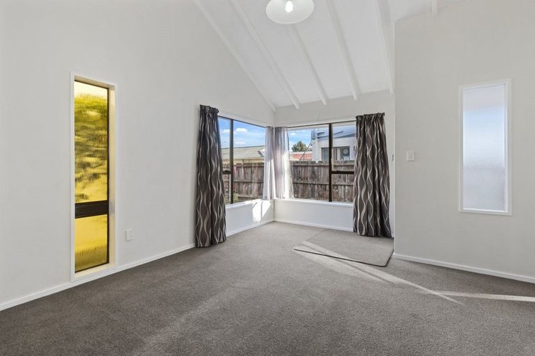 Photo of property in 2/373 Hereford Street, Linwood, Christchurch, 8011