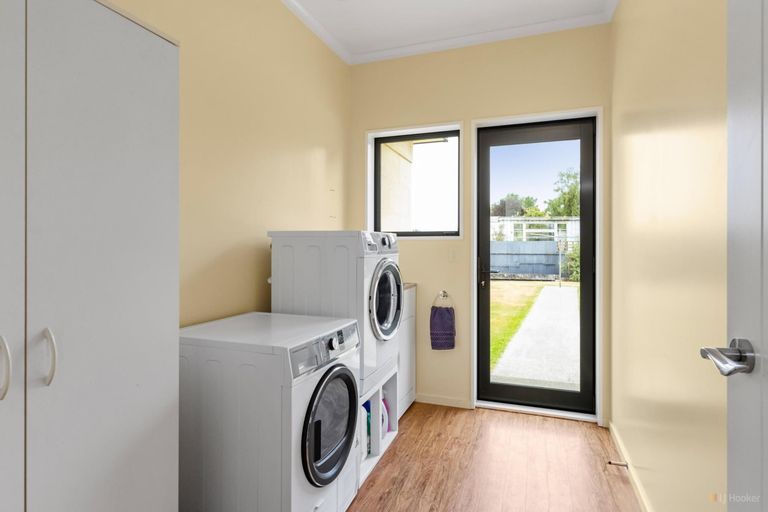 Photo of property in 75 Main North Road, Geraldine, 7930