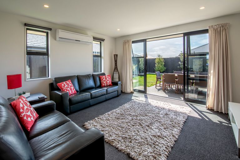 Photo of property in 24 Lilian Street, Kaiapoi, 7630