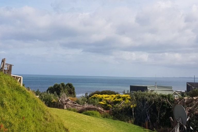 Photo of property in 17a Longbeach Drive, Castlecliff, Whanganui, 4501