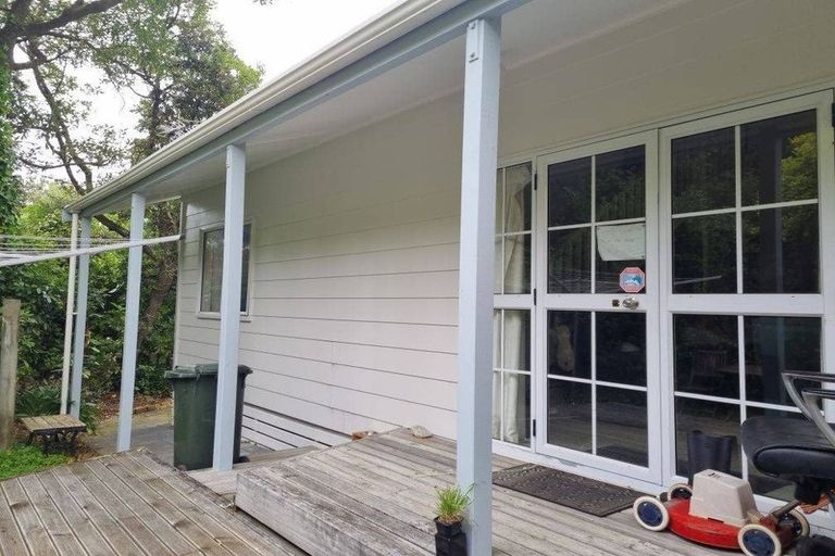 Photo of property in 54f2 Hungerford Road, Houghton Bay, Wellington, 6023