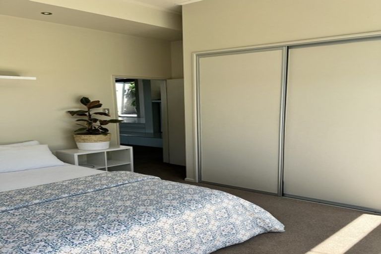 Photo of property in 5 Whareora Terrace, Cashmere, Christchurch, 8022