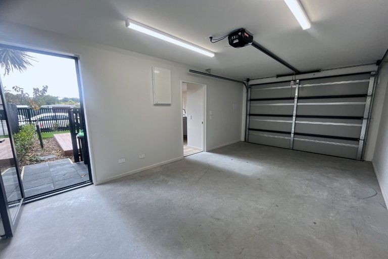 Photo of property in 1/10 Surrey Street, Linwood, Christchurch, 8062