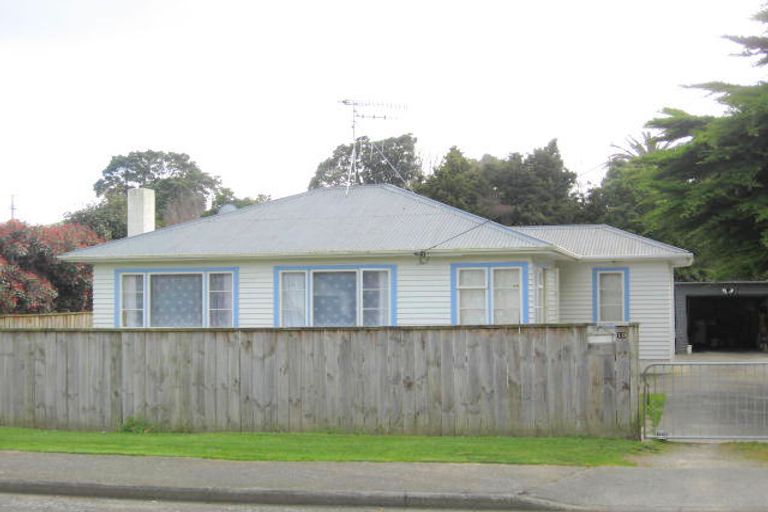Photo of property in 10 Kawiu Road, Levin, 5510