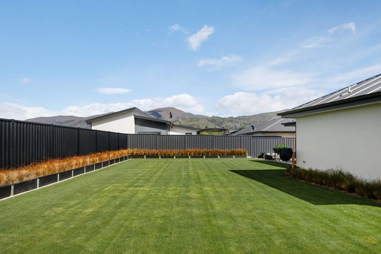 Photo of property in 10 Quigley Crescent, Cromwell, 9310